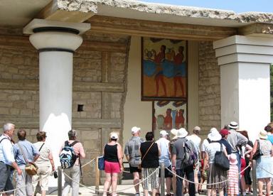 Crete: Arriving by cruise ship at Heraklion Port
