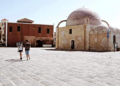 Crete: Arriving by cruise ship at Chania - Port of Souda